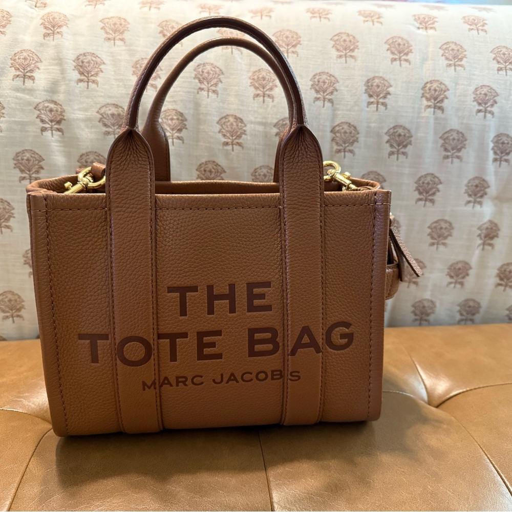 Marc Jacobs Brown Tote Bag